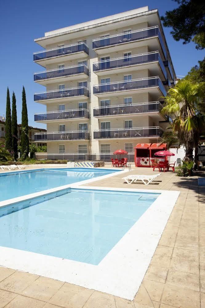 Apartamentos Intersalou Priorat エクステリア 写真