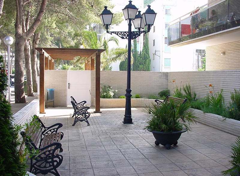 Apartamentos Intersalou Priorat エクステリア 写真