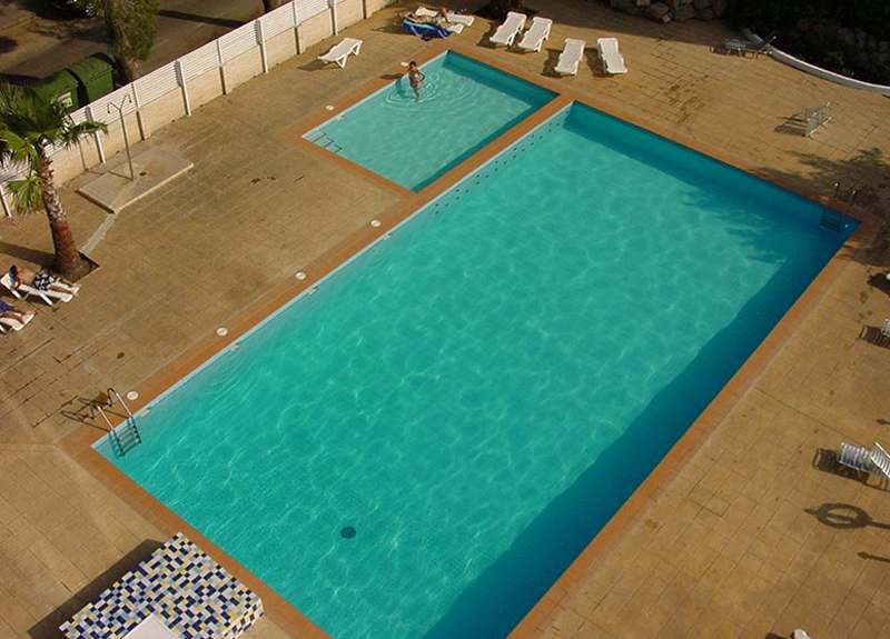 Apartamentos Intersalou Priorat エクステリア 写真